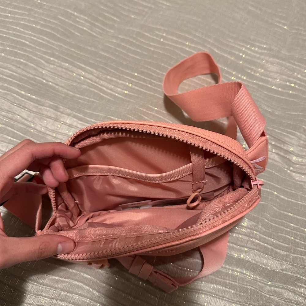 Reebok Fanny pack - Picture 3 of 3